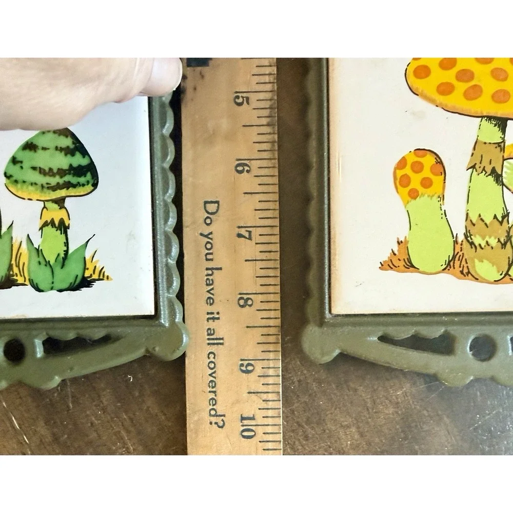 VTG Mushrooms Ceramic Tile Cast Iron Hot Plate Trivet TAIWAN Kitchen 70s Green 2